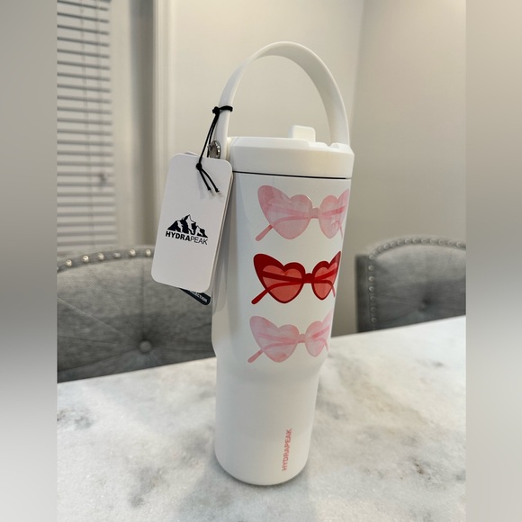 HYDRAPEAK Unique & Limited Edition Artisan Collection Heart Shaped Glasses - Picture 3 of 12